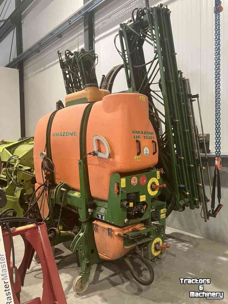 Fieldsprayer 3 points Amazone UF 1501 / 21 meter