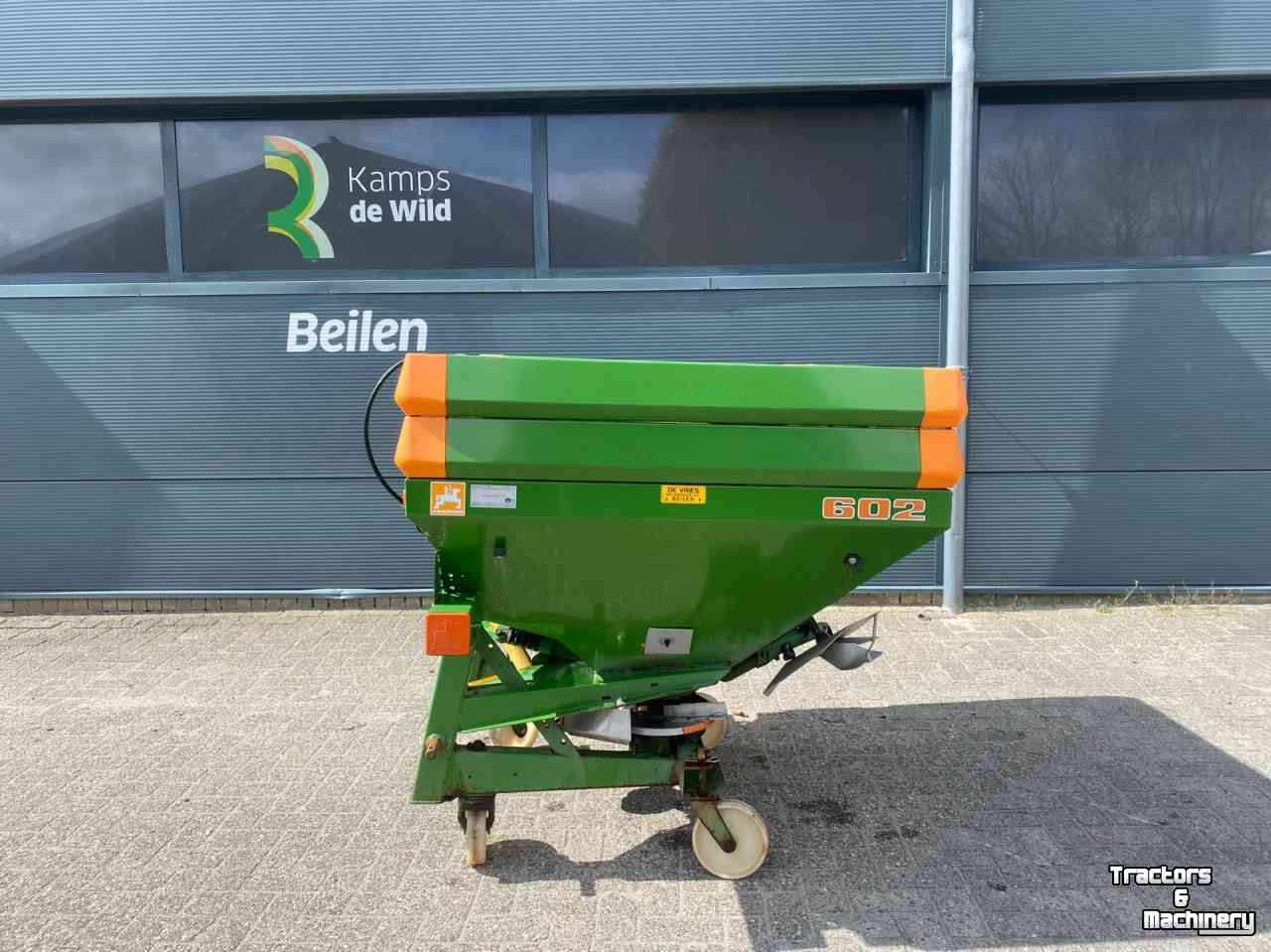 Fertilizer spreader Amazone ZA-X 602 Perfect Kunstmeststrooier