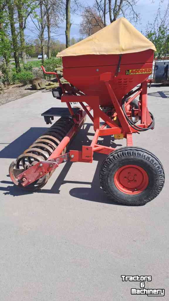 Seed drill Accord DL