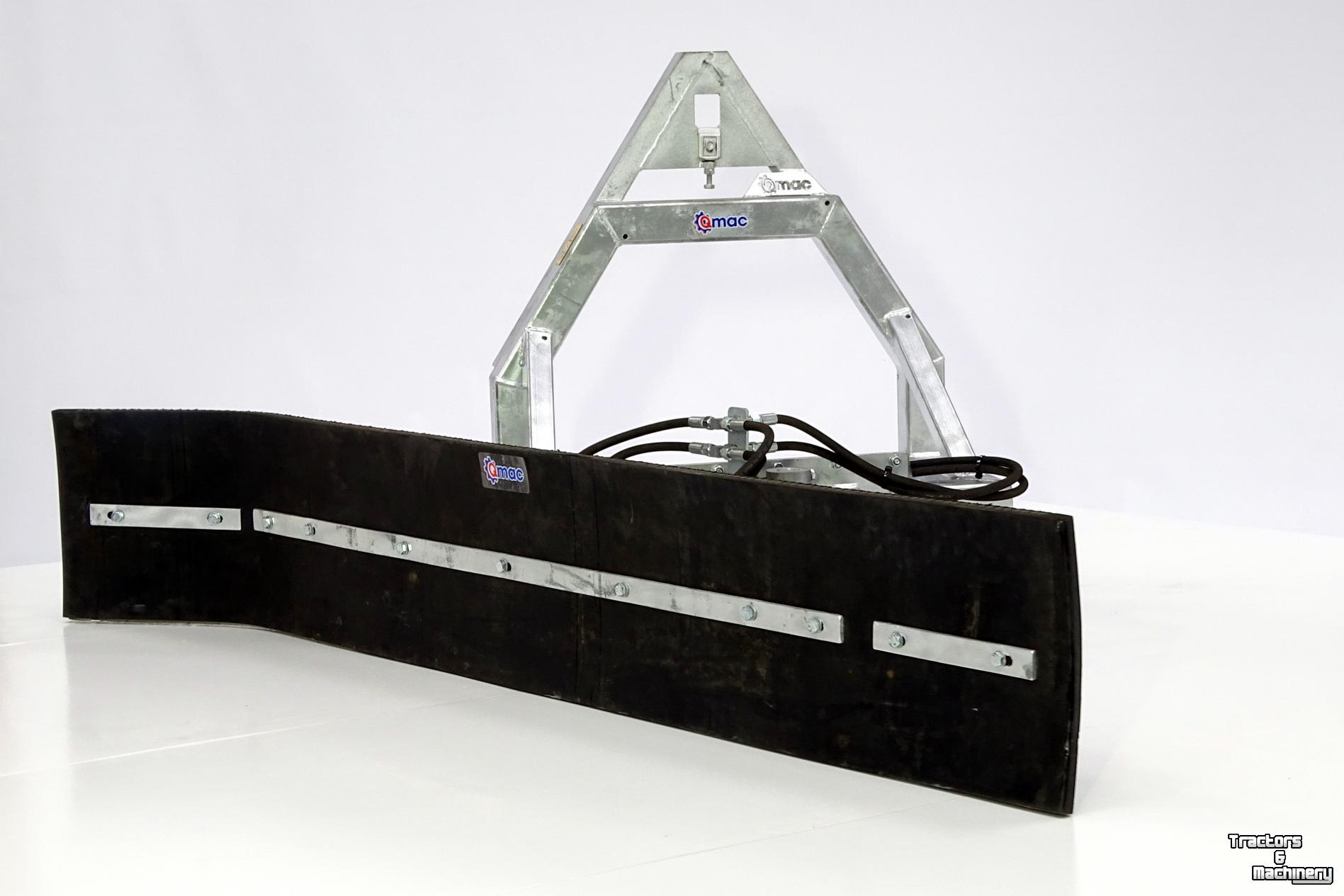 Rubber yard scraper Qmac Rubberschuif met hydraulische schuinverstelling