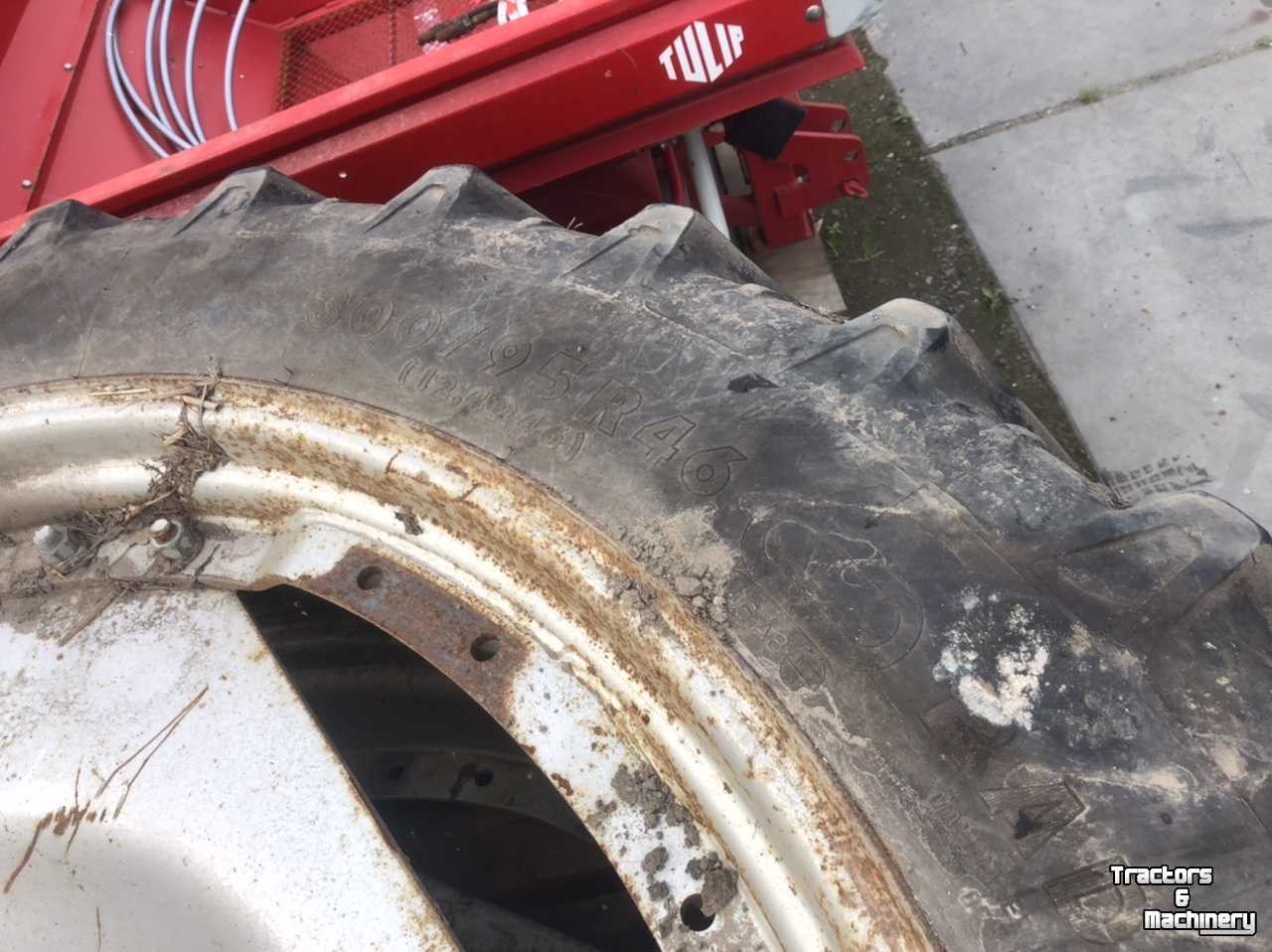 Wheels, Tyres, Rims & Dual spacers Kleber 12.4r46 maxxum 5100 serie