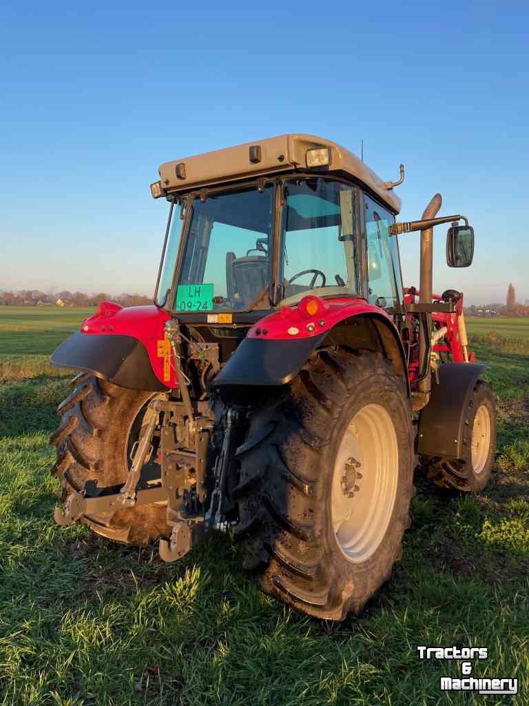 Tractor Massey Ferguson MF 5435 T3 Dyna-4