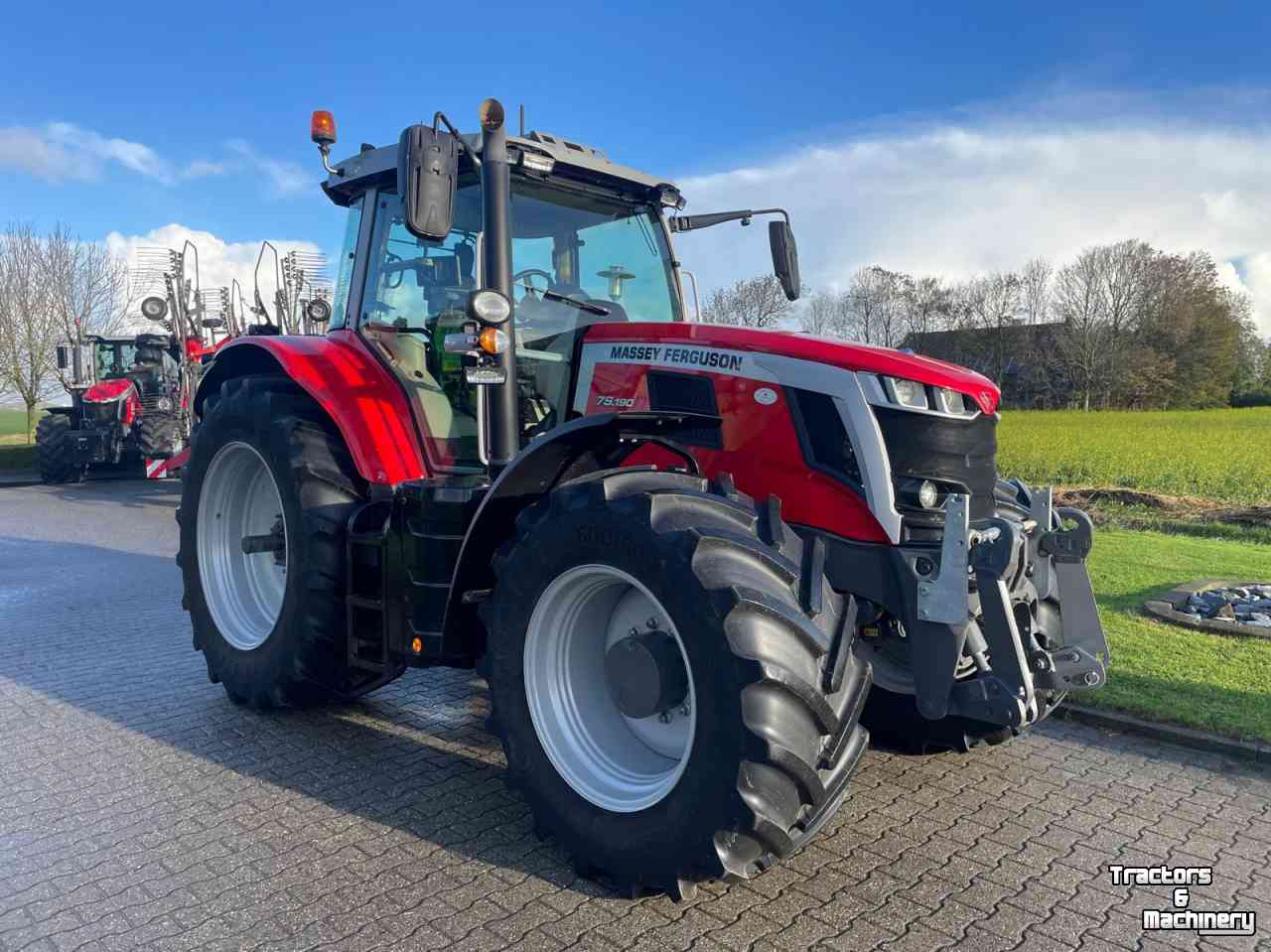 Tractor Massey Ferguson 7S.190 Dyna-VT