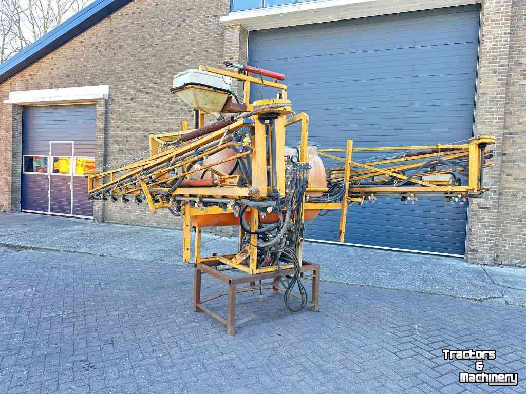 Fieldsprayer 3 points Cebeco Gedragen Veldspuit