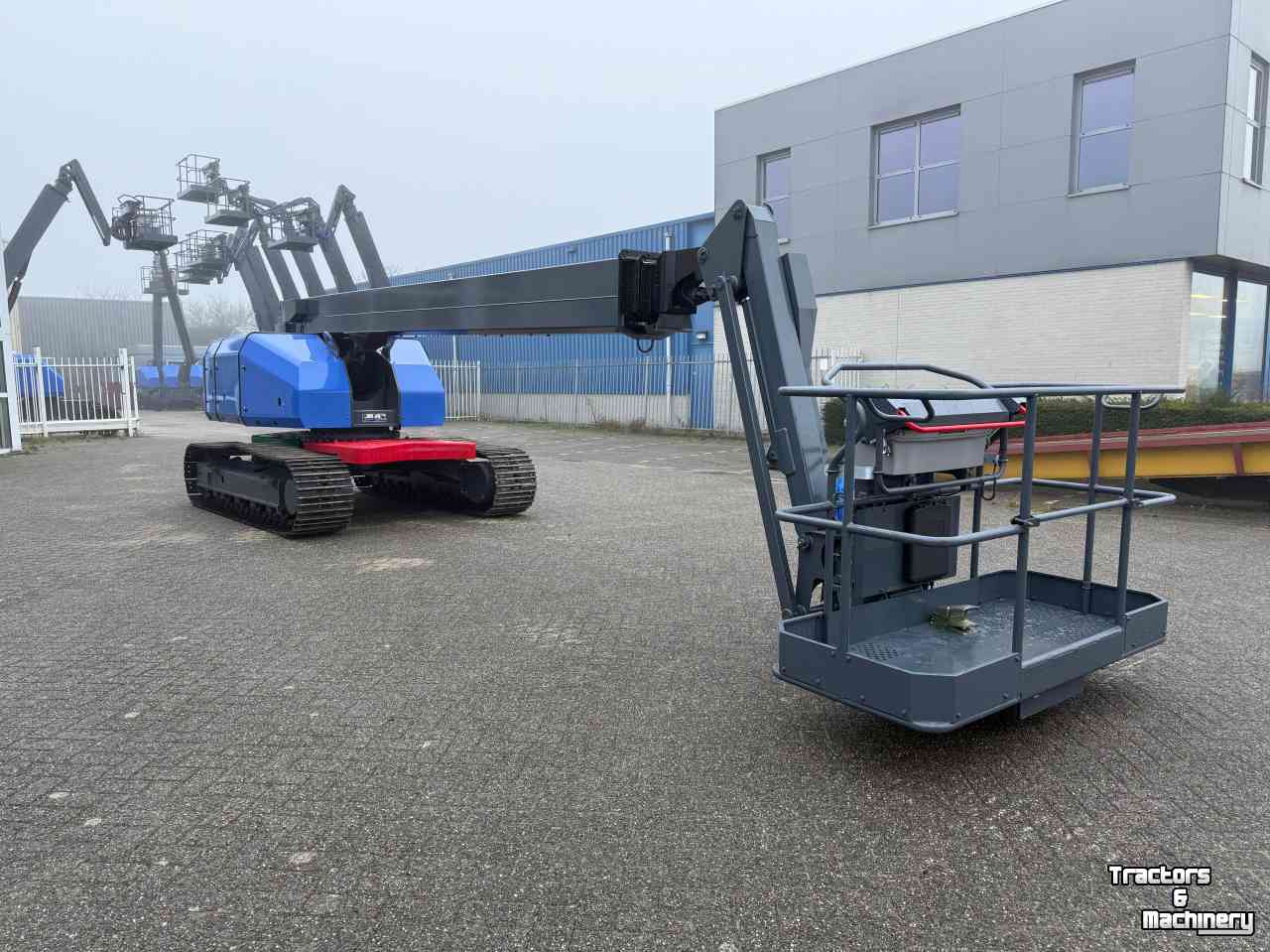 Articulated platforms Aichi SR21 CJM rupshoogwerker