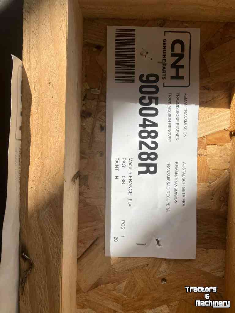 Diverse new spare-parts New Holland T7 LWB en SWB Power Command