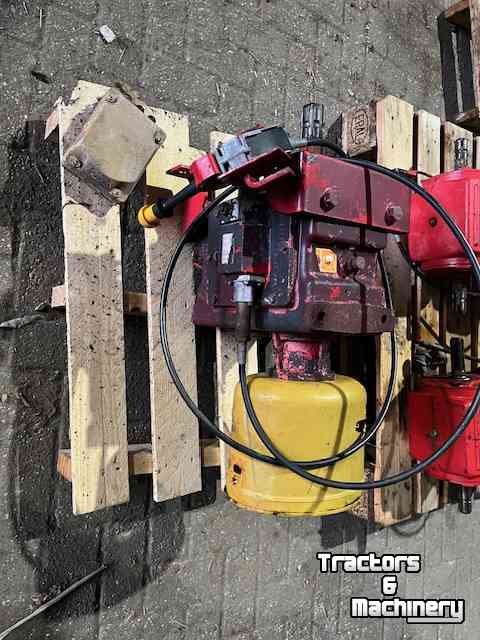 Other silage equipment and accessories Trioliet tandwielkast , haakse aandrijving , trioliet mengwagen