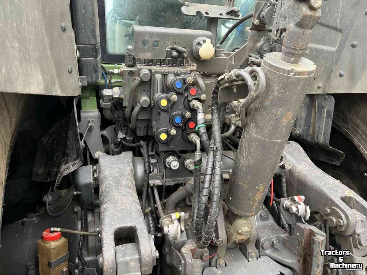 Tractor Fendt 828 S4 Profi Plus