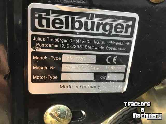 Sweepers and vacuum sweepers Tielburger Veger