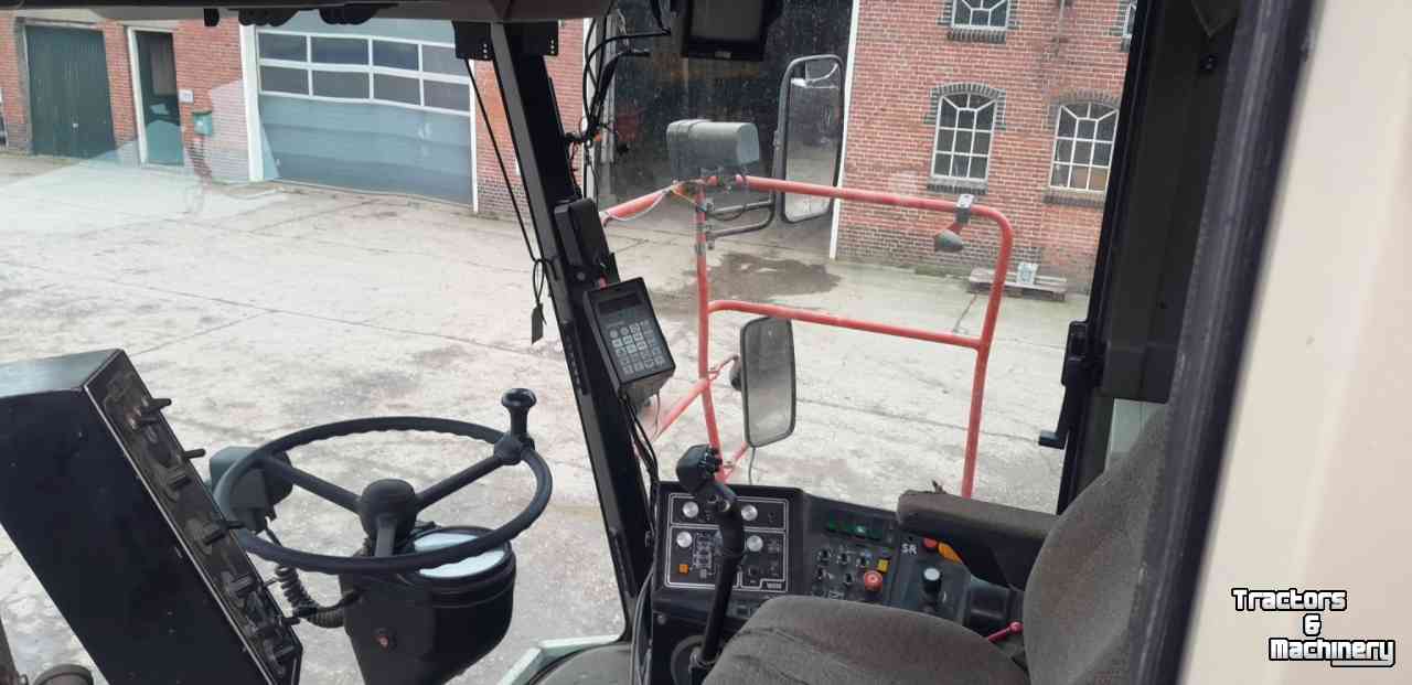Elevated dumptrailer Agrifac Big Six overlader