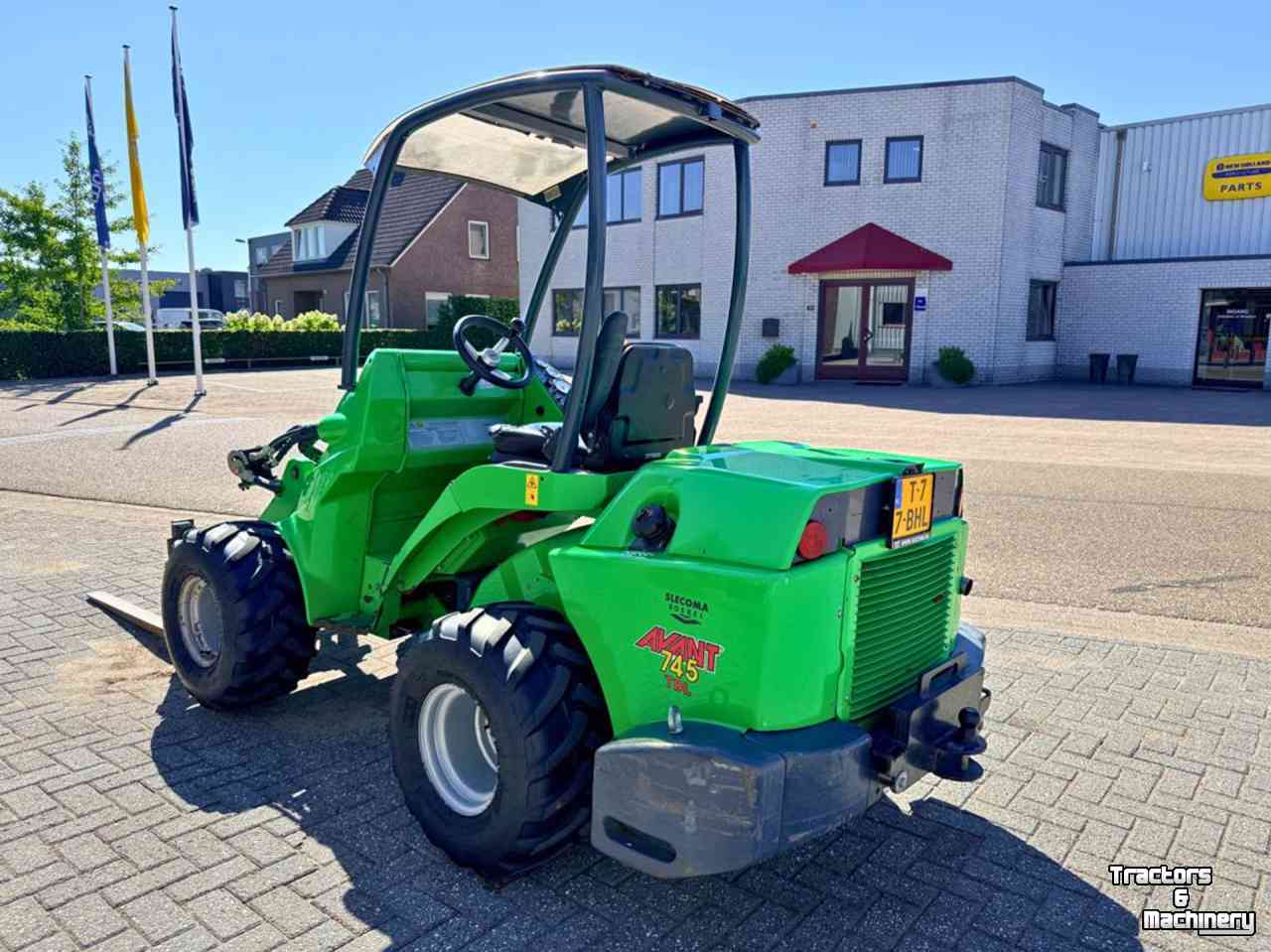 Wheelloader Avant 745 TDL Shovel