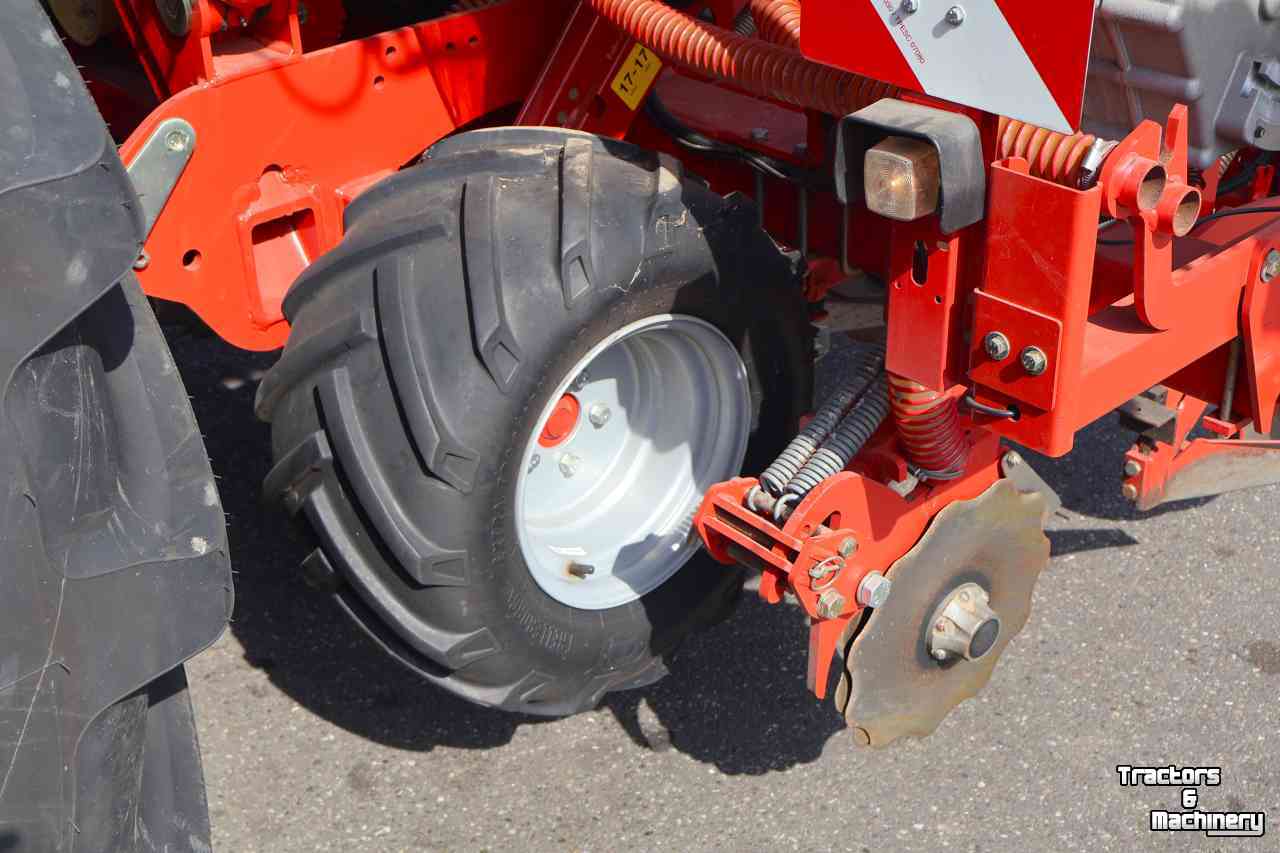 Seed drill Kverneland Optima HD E-Drive