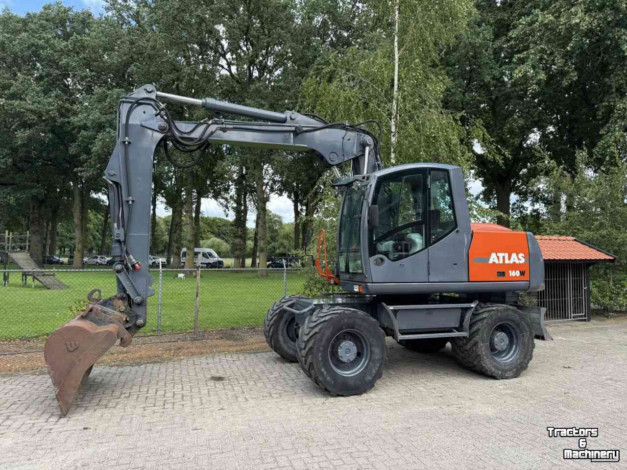 Excavator mobile Terex ATLAS TW160 mobiele kraan