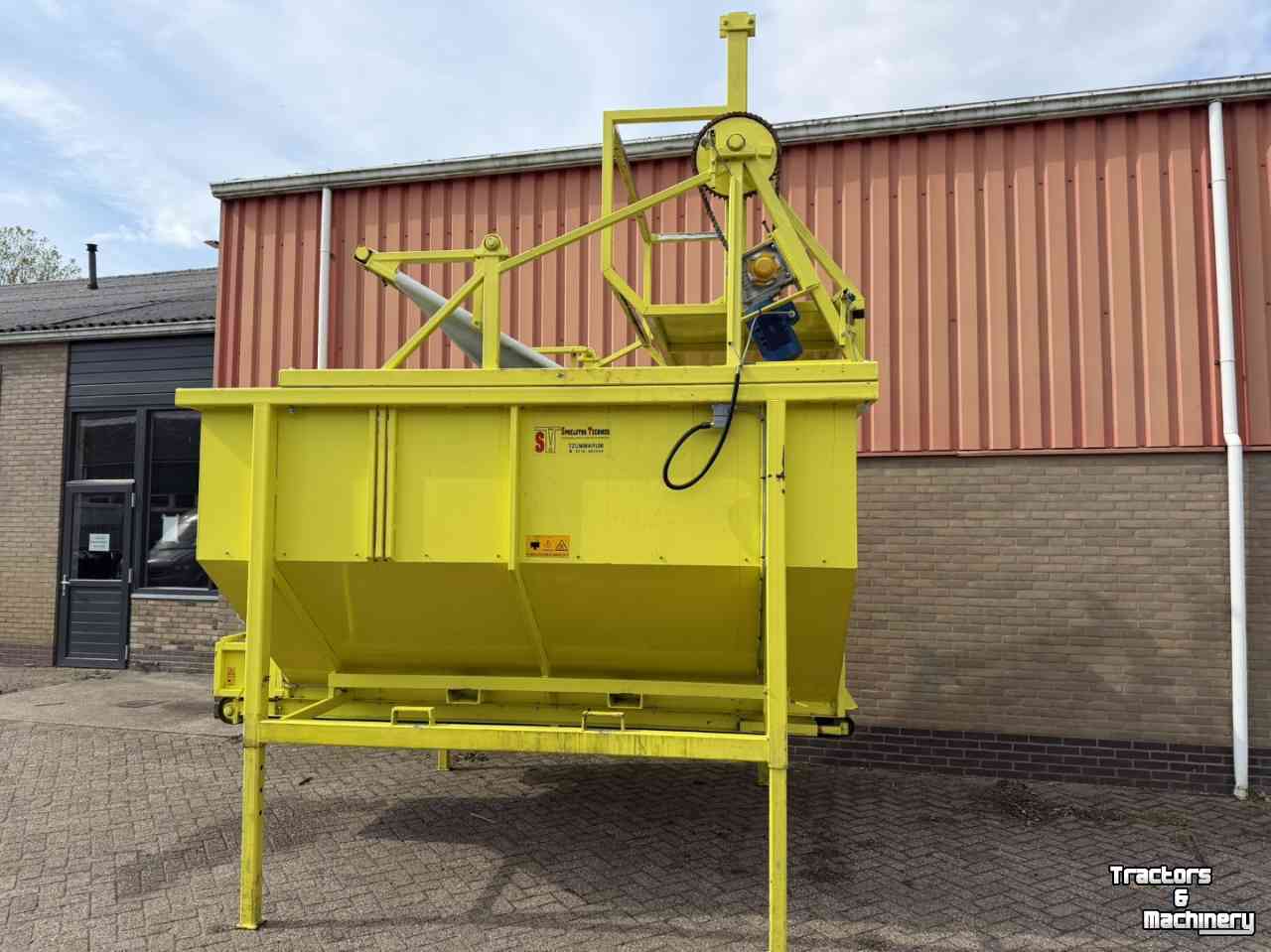 Bunkerstorage  Spoelstra Techniek, bunker, kantelaar