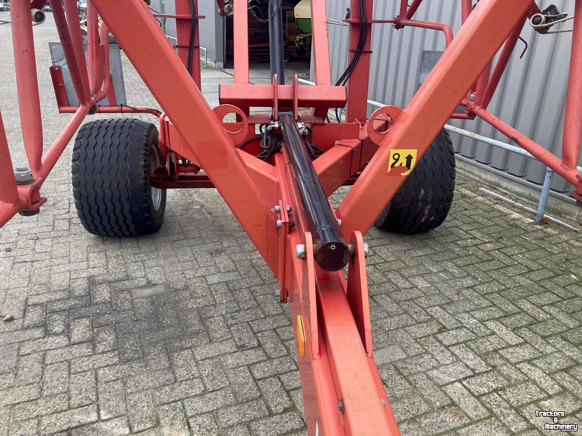 Tedder Lely Lotus 900 Schudder