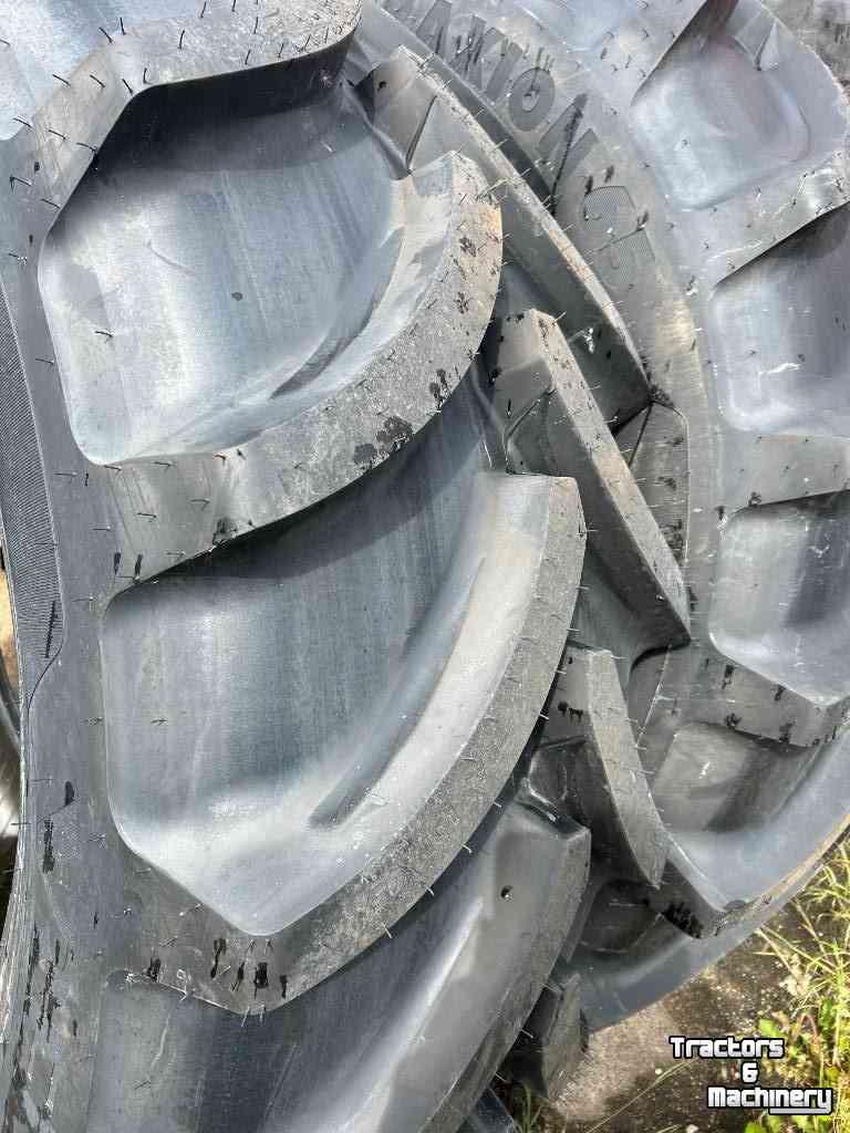 Wheels, Tyres, Rims & Dual spacers Vredestein 600/65R38 Traxion 65