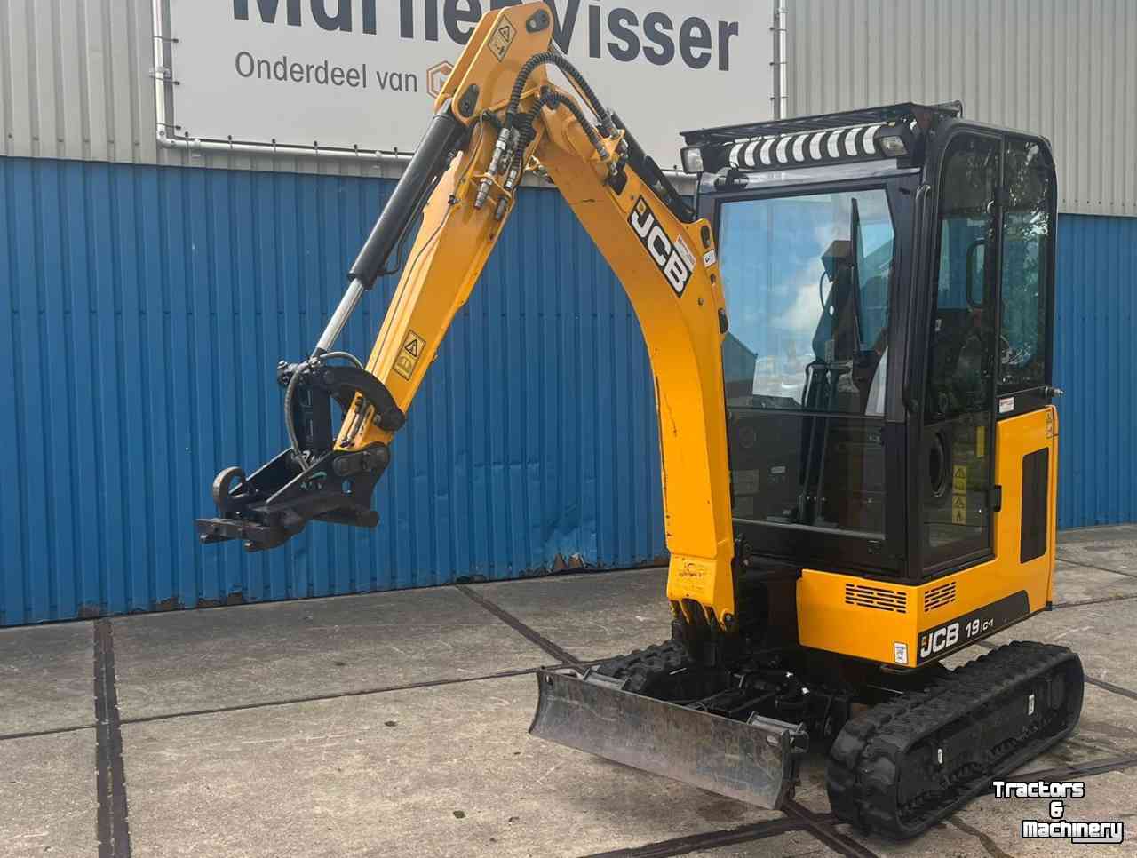Excavator tracks JCB 19c-1 minigraver