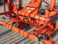 Tedder Kuhn GF8702 cirkelschudder 8-elements schudmachine