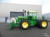 Tractor John Deere 7520