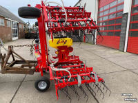 Weeder Einbock Grass-manager wiedeg + APV zaaimachine