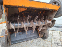 Spike roller Eliet E401 VM benzine honda motor verticuteermachine verticuteerder verticuteren