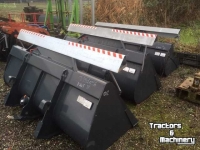 Loading buckets Merlo tre emme