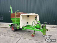 Corner-auger grain carts  eigenbouw