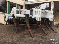 Deep subsoiler Kramer ERMO LEVANTE 7 poots woeler / diepwoeler tot max 60 cm diep optioneel met rol en vlak schijven