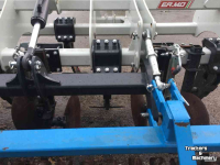 Deep subsoiler Kramer ERMO LEVANTE 7 poots woeler / diepwoeler tot max 60 cm diep optioneel met rol en vlak schijven