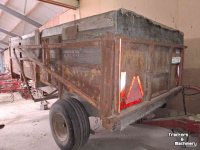 Dumptrailer  Enkelas kipper in klantoverdracht