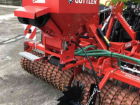 Overseeder Güttler Greenmaster 300 Her-inzaaimachine