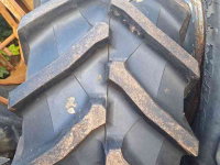 Wheels, Tyres, Rims & Dual spacers Trelleborg 440/65X24 99% TM 800