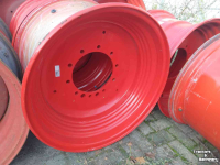 Wheels, Tyres, Rims & Dual spacers Titan 20X30