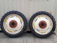 Wheels, Tyres, Rims & Dual spacers BKT 300/95R46