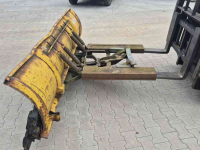 Manure scraper Jongerius Rubberschuif met palletvorkopname