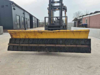 Manure scraper Jongerius Rubberschuif met palletvorkopname