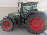 Tractor Fendt 718 com 3