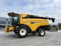 Combine New Holland CX 8.70