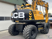 Excavator mobile JCB JS145W+
