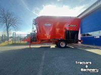Vertical feed mixer Kuhn Profile 22.2 DM