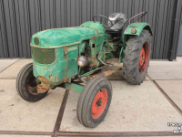 Oldtimers Deutz D2505 Deutz-Fahr trekker 2-cilinder 712 tractor