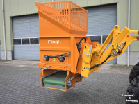 Straw spreader for boxes Flingk Stroverdeler Flinck SVV 1250 met transportband