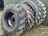 Wheels, Tyres, Rims & Dual spacers Bargam 380/85 R28 + 380/85 R36 Grimac Wielen / Banden