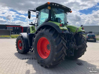 Tractor Claas Axion 830 CMatic Tractor