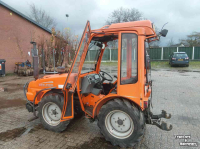 Small-track Tractor Holder a 5.58