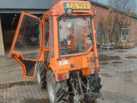 Small-track Tractor Holder a 5.58