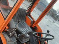 Small-track Tractor Holder a 5.58