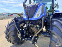 Tractor New Holland T6.145 Auto Command Stage V Tractor