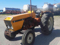 Tractor Renault 89