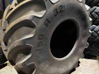 Wheels, Tyres, Rims & Dual spacers Mitas 1250/50R32